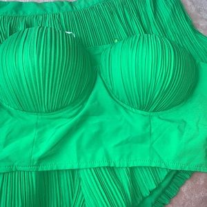 Green matching short set.